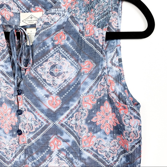 St. John’s Bay Blue & Red Patterned Summer Blouse - Picture 2 of 8